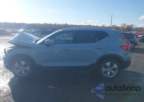 2019 Volvo Xc40 T5 Momentum/T5 R-Design z USA, uszkodzony, nr VIN YV4162XZ1K2019034